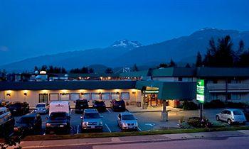 Sandman Inn Revelstoke 1901 Laforme Boulevard