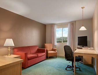 Country Inn & Suites Saint John (Canada) 1011 Fairville Boulevard