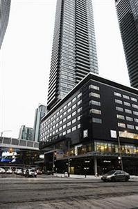 Hotel Le Germain Maple Leaf Square Toronto 75 Bremner Boulevard