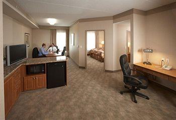 Destination Inn & Suites Waterloo 547 King Street North