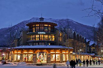 Crystal Lodge Whistler 4154 Village Green