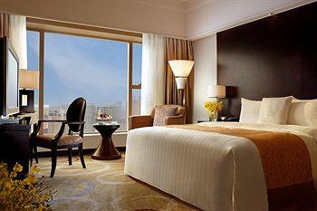 Sheraton Hotel Ningbo 50 Ciahong Rd (N)