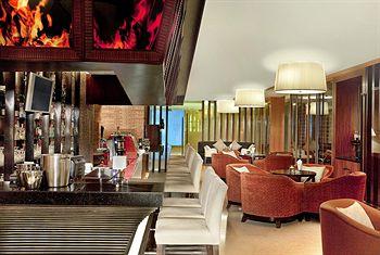 Sheraton Hotel Ningbo 50 Ciahong Rd (N)