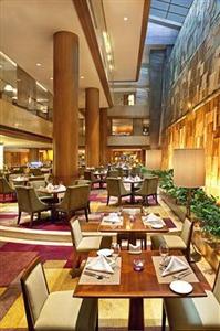 Sheraton Hotel Ningbo 50 Ciahong Rd (N)