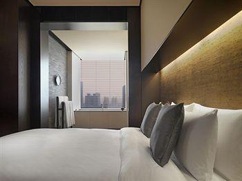 The Puli Hotel and Spa Shanghai 1 Changde Road, JingAn District