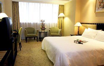 Best Western New Century Hotel Shanghai No. 1111 Li Yang Road