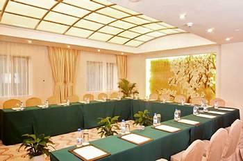 Guangdong Hotel Shanghai 328 Yixian Road Hongkou District