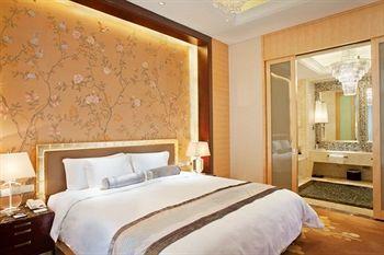 Crowne Plaza Yichang Hotel Spe 169 Yanjiang Ave,Wujiagang