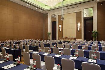 Crowne Plaza Yichang Hotel Spe 169 Yanjiang Ave,Wujiagang