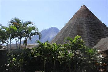 Hotel Lavas Tacotal La Fortuna 10 Km West Of Catholic Church