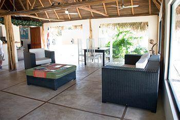 Best Western Camino A Tamarindo Hotel 3 KM from Huacas Intersection