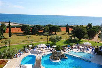 Maestral Hotel Novigrad Skverska bb