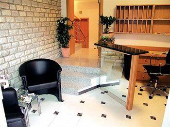 Sunce Hotel Podstrana Grljevacka 146