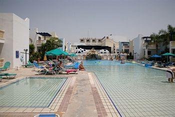 Eleni Holiday Village Apartments Paphos Ayiou Georgiou 5