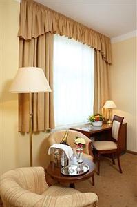 Hotel Romance Puskin Karlovy Vary Trziste 37