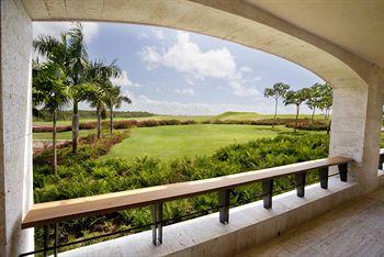 Los Altos Club Residences La Romana 18th Hole, Dye Fore Golf Course Casa de Campo