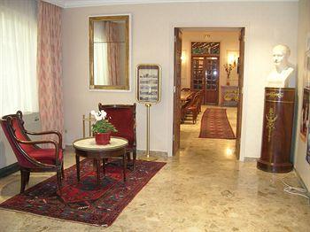 Hotel Napoleon Ajaccio 4 Rue Lorenzo Vero