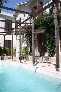 Hotel Saint Charles Antibes 10 rue Saint Charles