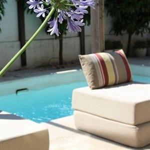 Hotel Saint Charles Antibes 10 rue Saint Charles