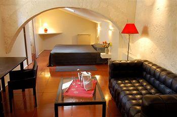 Hotel Cloitre Saint Louis Avignon 20 Rue Du Portail Boquier