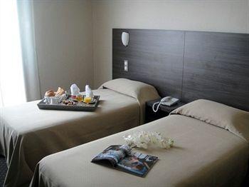 Hotel La Fregate Canet-en-Roussillon 12 Rue De Cerdagne