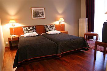 Hotel Gustavia Chamonix-Mont-Blanc 272 Avenue Michel-Croz