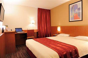 Hotel Kyriad Evreux Netreville 93 Rue De Rome