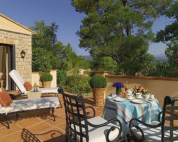 Four Seasons Resort Provence at Terre BlancheTourrettes Domaine de Terre Blanche