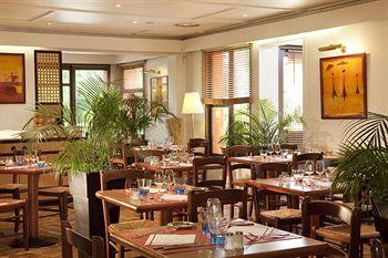 Campanile Lourdes Hotel 45 Avenue Alexandre Marqui
