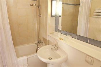 Campanile Lourdes Hotel 45 Avenue Alexandre Marqui