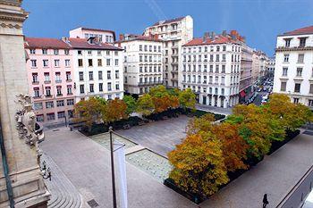 Hotel Des Artistes Lyon 8 rue Gaspard Andre