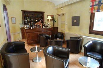 Hotel De Bourgogne Macon (France) 6 Rue Victor Hugo