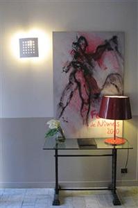 Hotel Kyriad Nimes Centre 10 Rue Roussy