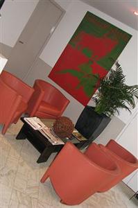 Hotel Kyriad Nimes Centre 10 Rue Roussy