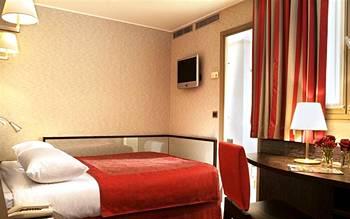 Best Western Hotel Le Jardin De Cluny Paris 9 Rue Du Sommerard