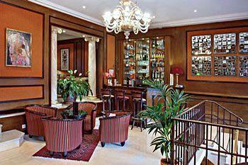 Best Western Hotel De Neuville Paris 3 Rue Verniquet