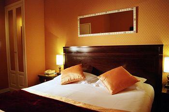 Best Western Hotel De Neuville Paris 3 Rue Verniquet