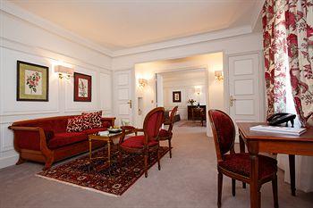 Villa And Hotel Majestic Paris 30 Rue La Perouse