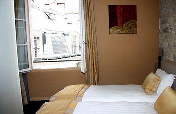 Hotel De Notre Dame Paris 19 Rue Maitre Albert