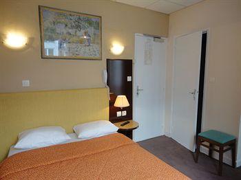 Hotel Clauzel Paris 33 Rue Des Martyrs