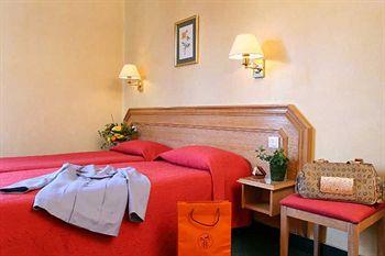 Hotel Innova Paris 32 Boulevard Pasteur