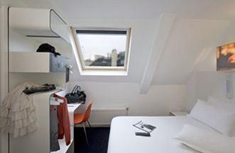 Hotel Gat Folies Paris 14 Rue Geoffroy Marie