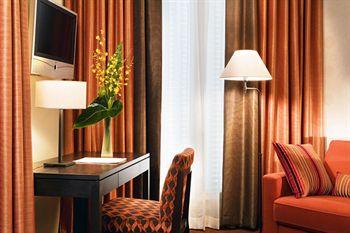 Hotel Aiglon Paris 232 Boulevard Raspail