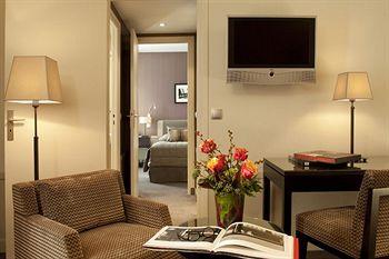 Hotel Aiglon Paris 232 Boulevard Raspail