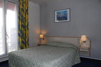 Hotel Iliade Paris 51 Rue Letort