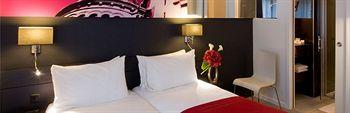 Hotel Le Marquis Eiffel Paris 15 Rue Dupleix