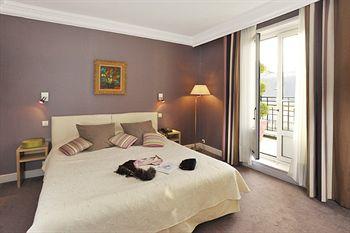 Hotel Le Littre Paris 9 Rue Littre