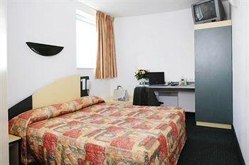 Mister Bed City Hotel Bagnolet 2 Avenue du General de Gaulle