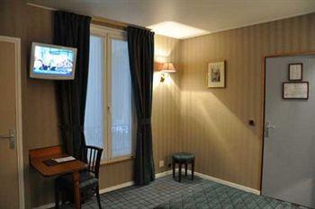 Hotel Des Arts Montmartre Paris 5 Rue Tholoze