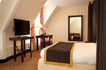 Hotel Champlain Paris 99 Bis Rue De Rome